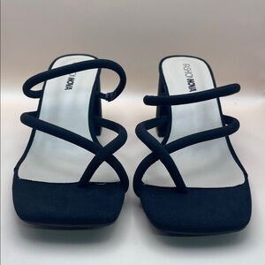 Fashion Nova Black Strappy Block Heel Sandals Women’s Size 8 Square Toe